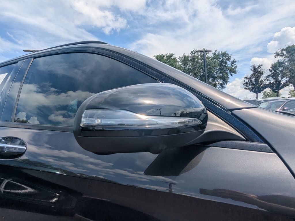 Used 2022 Mercedes-Benz GLC 300 w/ AMG Line image 21
