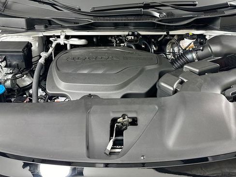 New 2026 Honda Odyssey Elite image 9