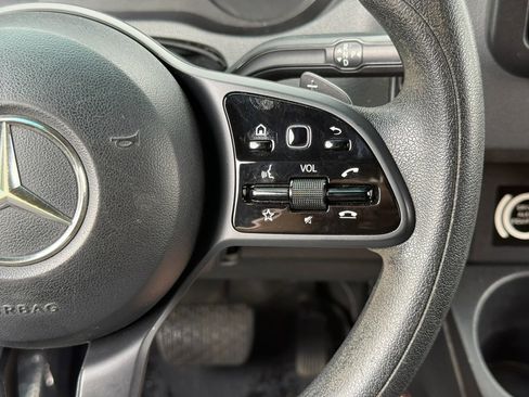 Used 2019 Mercedes-Benz Sprinter 170 image 21