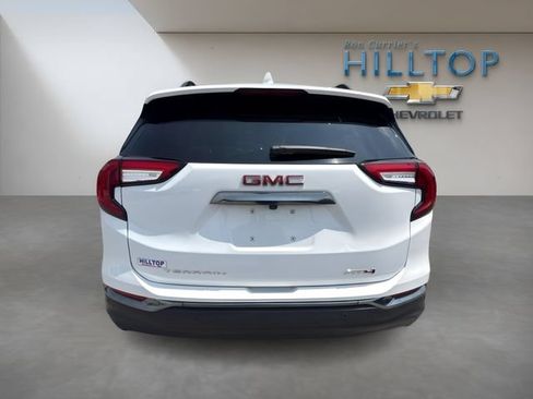 Used 2024 GMC Terrain AT4 AWD/4WD image 7