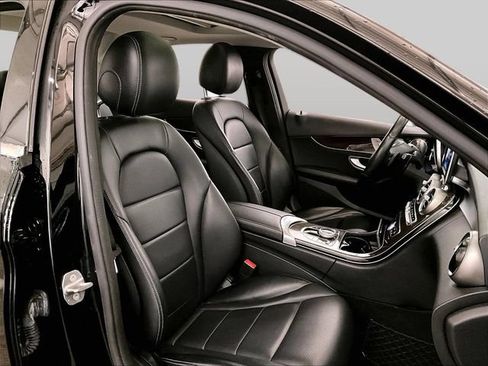 Used 2018 Mercedes-Benz C 300 4MATIC Sedan image 7