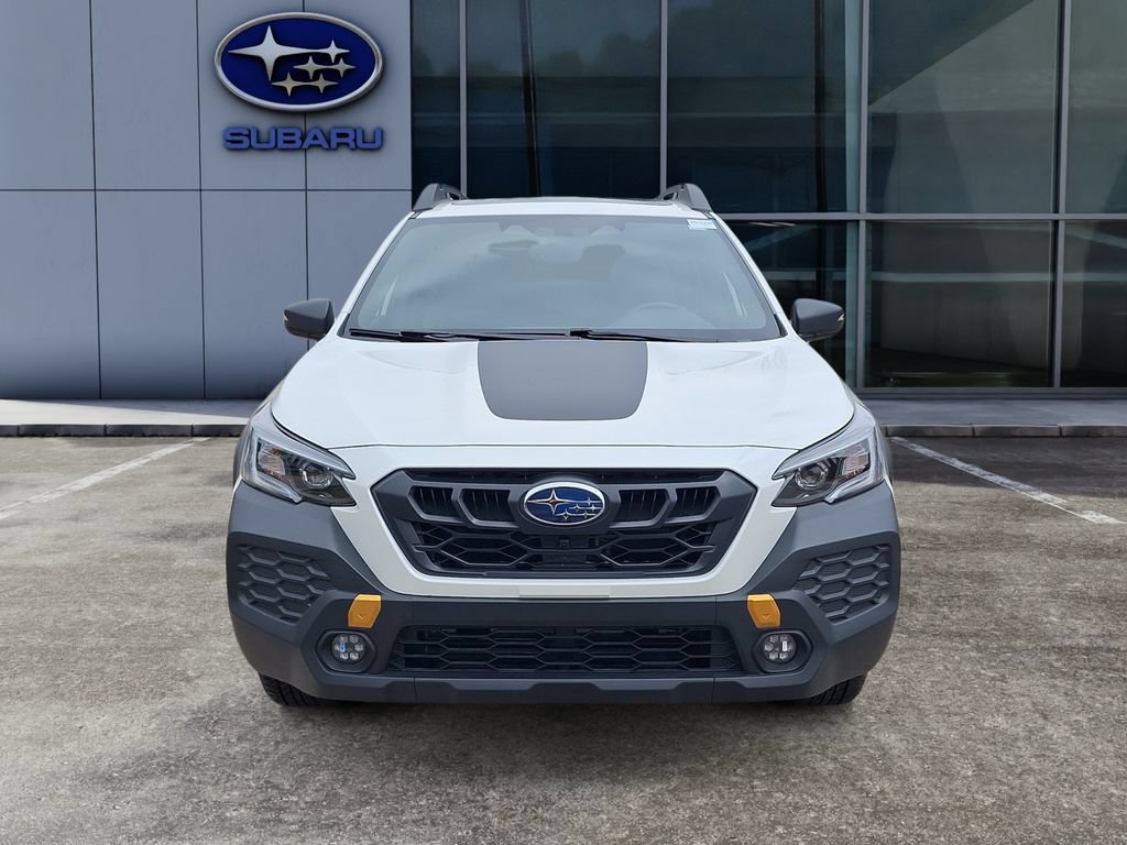 Used 2025 Subaru Outback Wilderness AWD/4WD image 3