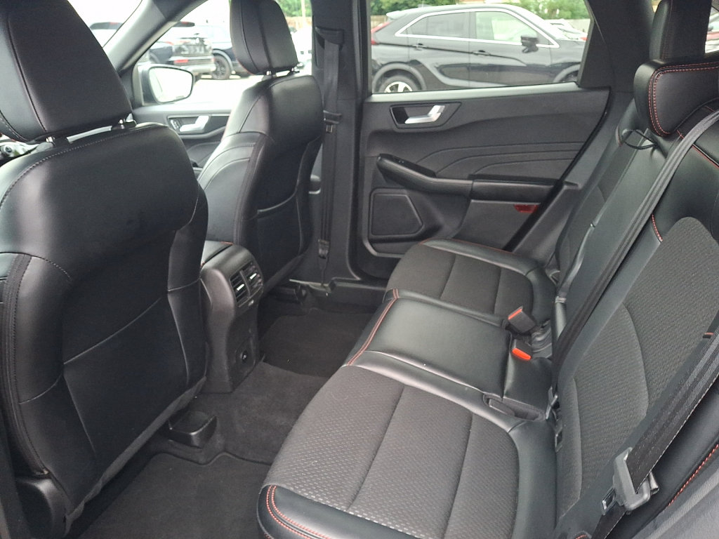 Used 2025 Ford Escape ST-Line FWD image 20