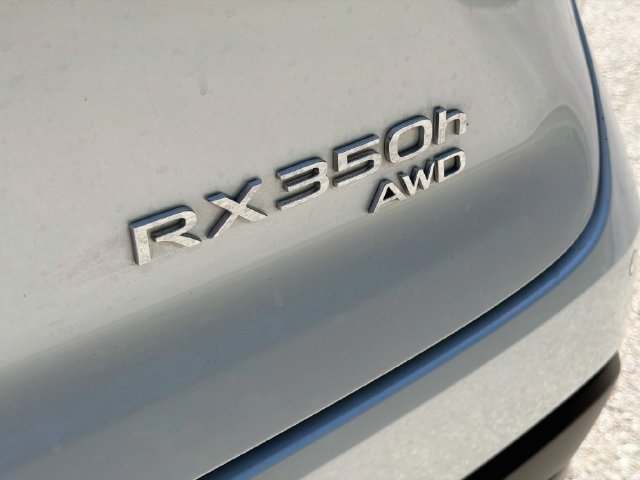 Used 2025 Lexus RX 350h w/ Accessory Package AWD/4WD image 11