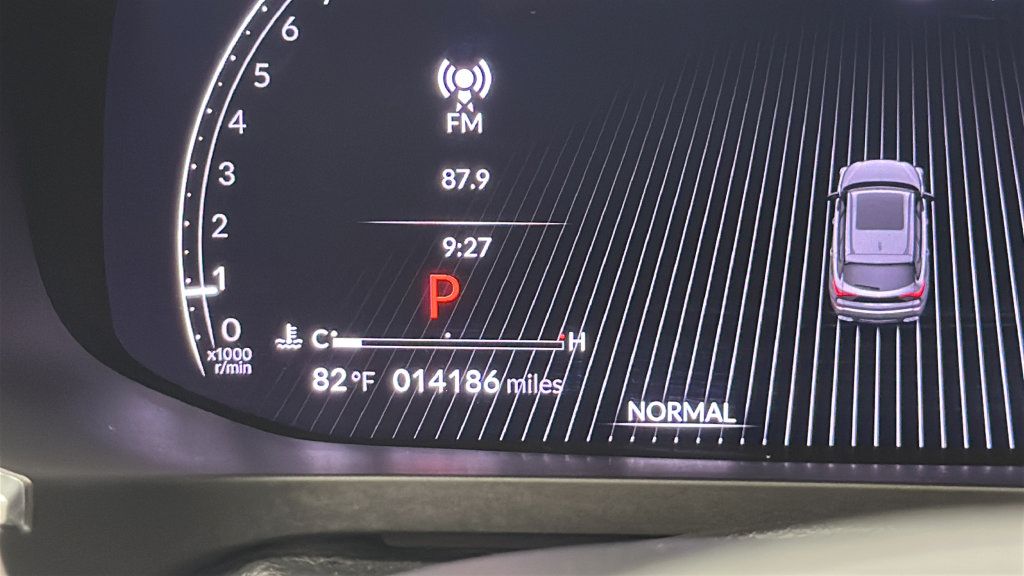 Used 2025 Acura MDX SH-AWD image 17