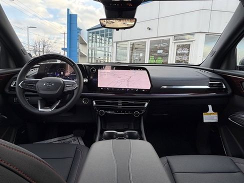 New 2026 Chevrolet Traverse Z71 w/ Enhanced Driving Package image 3