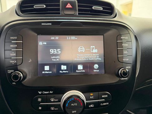 Used 2019 Kia Soul + FWD image 35