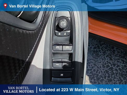 Used 2019 Subaru Crosstrek 2.0i Premium AWD/4WD image 11