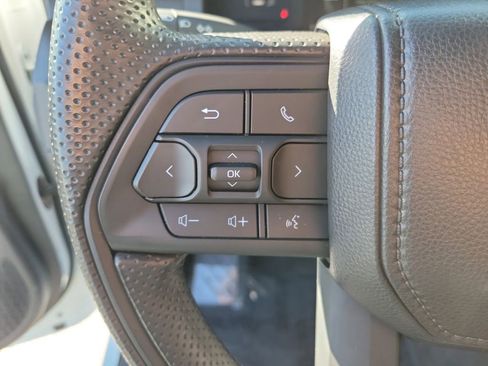 Used 2025 Toyota Tacoma SR image 25