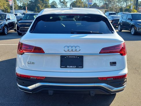 Used 2022 Audi Q5 2.0T Premium w/ Convenience Package image 5