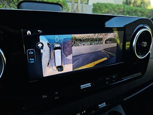 New 2025 Mercedes-Benz Sprinter 2500 image 17