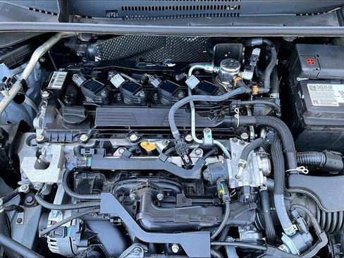 Used 2024 Toyota Corolla LE image 32