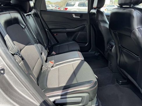 Used 2024 Ford Escape ST-Line image 15