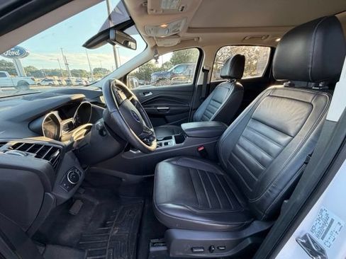 Used 2017 Ford Escape Titanium AWD/4WD image 8