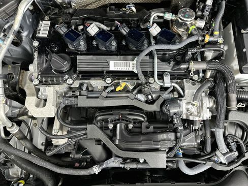 Used 2026 Toyota Corolla Cross L FWD image 32