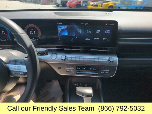 Used 2025 Hyundai Kona SEL AWD/4WD image 18