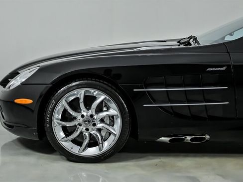 Used 2005 Mercedes-Benz SLR image 7