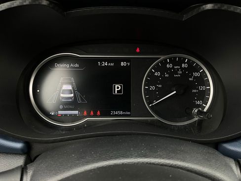 Used 2025 Nissan Versa SV image 33