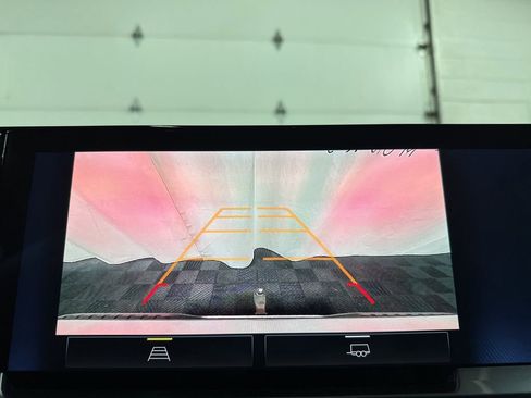 Used 2023 Chevrolet Silverado 1500 RST image 25