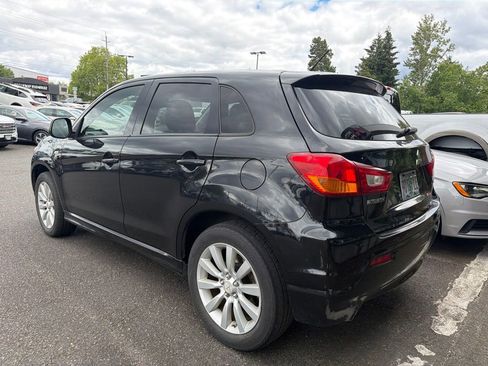 Used 2011 Mitsubishi Outlander Sport SE AWD/4WD image 2