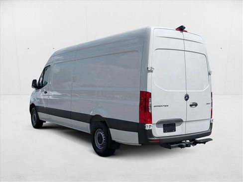 New 2025 Mercedes-Benz Sprinter 2500 image 8