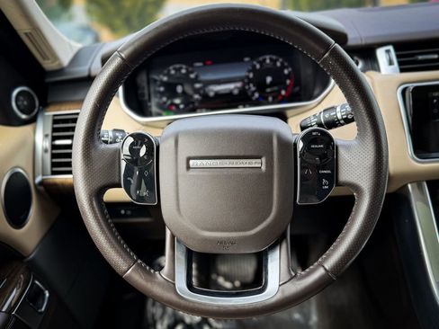 Used 2018 Land Rover Range Rover Sport HSE image 15
