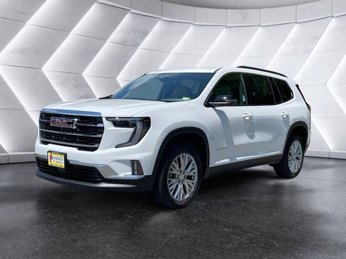 New 2025 GMC Acadia Elevation w/ Elevation Premium Package image 2