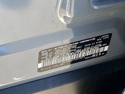 New 2026 Mitsubishi Outlander SEL FWD image 31