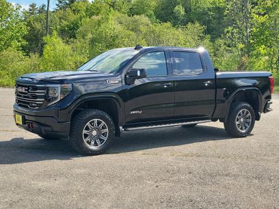 Used 2025 GMC Sierra 1500 AT4 w/ AT4 Premium Package