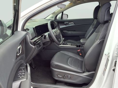 New 2026 Kia Sportage SX image 14