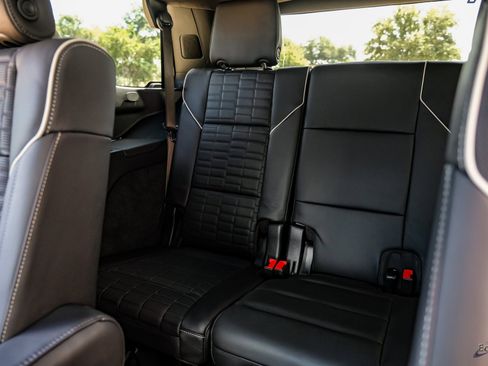 Used 2025 Cadillac Escalade V image 79