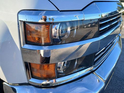 Used 2018 Chevrolet Silverado 2500 LT image 18