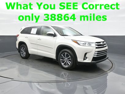 Certified 2017 Toyota Highlander XLE
