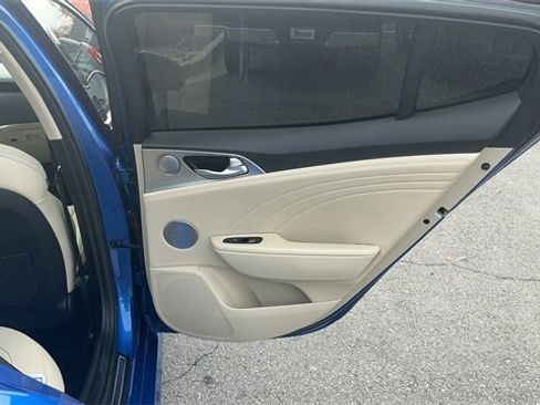 Certified 2023 Kia Stinger GT2 image 9