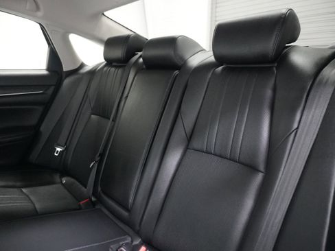 Used 2022 Honda Accord Sport Special Edition image 12