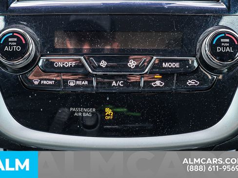 Used 2021 Nissan Murano SV image 33