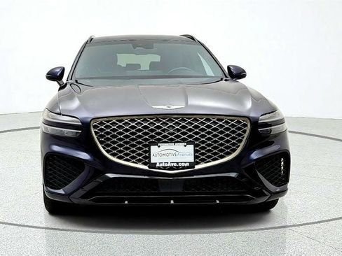Used 2023 Genesis GV70 2.5T w/ Sport Prestige Package AWD/4WD image 2