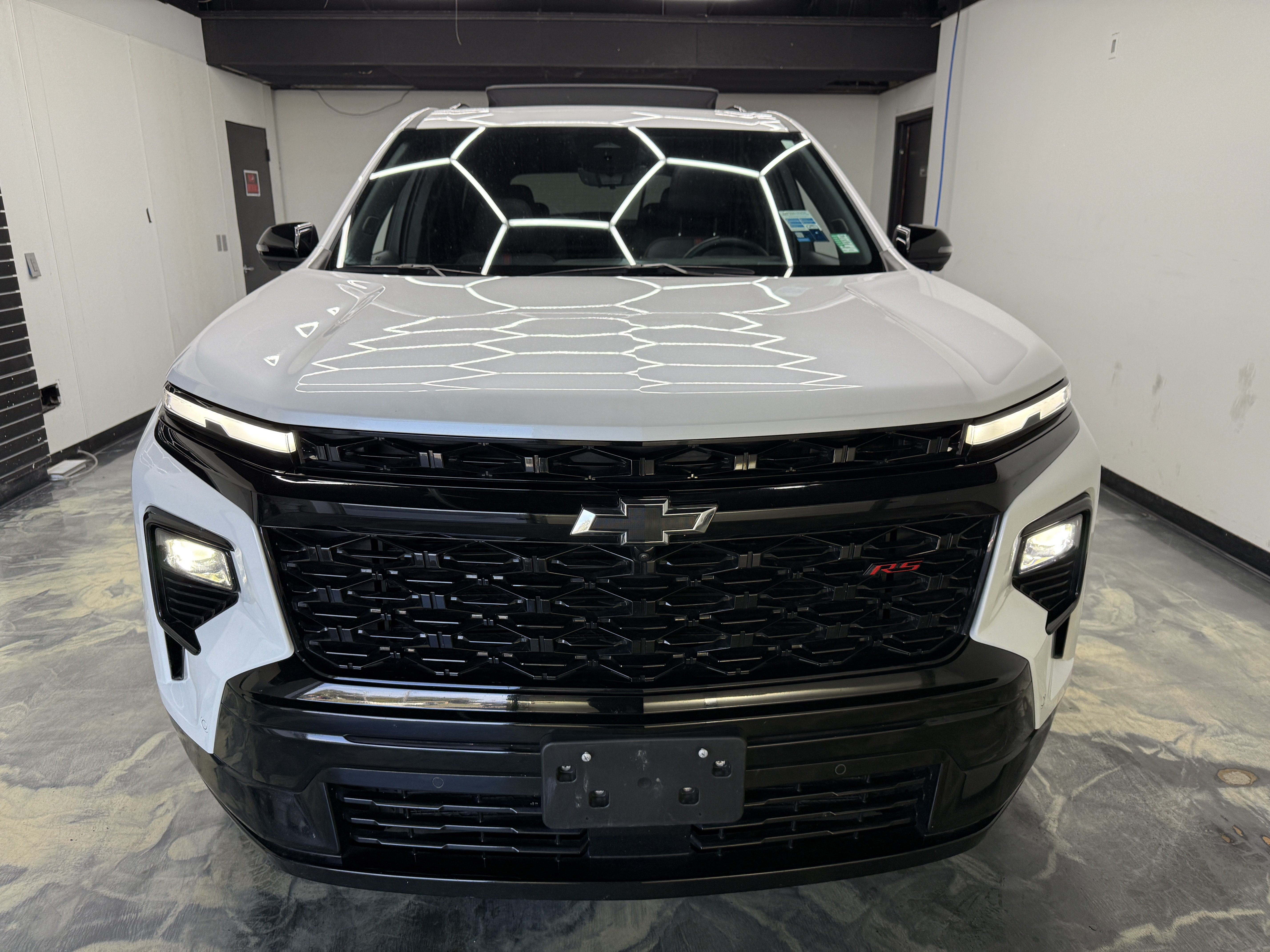 Used 2024 Chevrolet Traverse RS AWD/4WD image 5