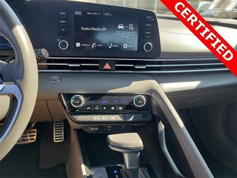 Certified 2025 Hyundai Elantra Sport image 12