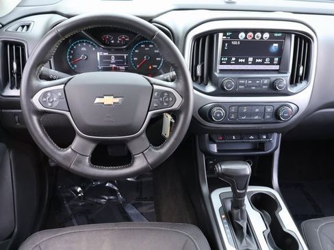 Used 2018 Chevrolet Colorado LT w/ Safety Package image 14