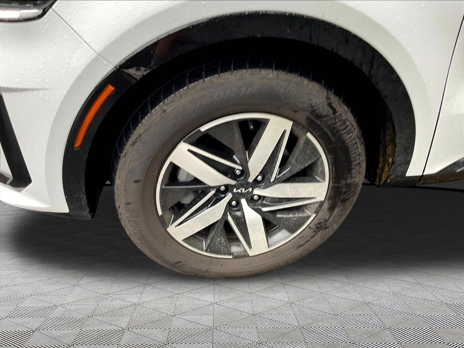 Used 2023 Kia Sorento S w/ Panoramic Sunroof Package FWD image 34