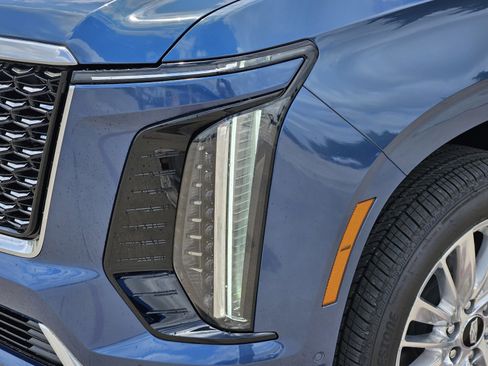 New 2026 Cadillac Escalade Luxury w/ Touring Package AWD/4WD image 5