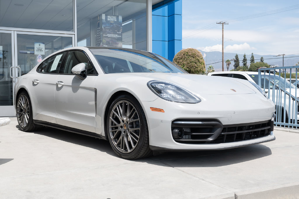 Used 2023 Porsche Panamera Platinum Edition RWD image 1