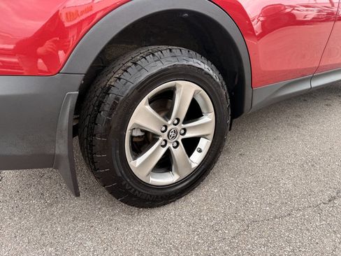 Used 2015 Toyota RAV4 XLE w/ Outdoor Package AWD/4WD image 29