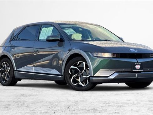 Used 2024 Hyundai Ioniq 5 Limited image 2