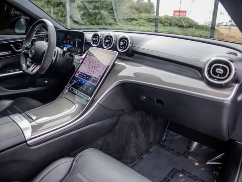 Used 2024 Mercedes-Benz C 43 AMG 4MATIC Sedan image 21
