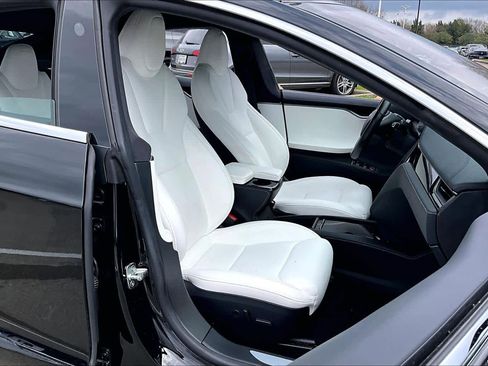Used 2020 Tesla Model S Performance image 7