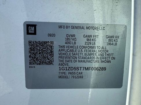 Used 2021 Chevrolet Malibu LT FWD image 36
