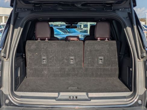 Used 2023 Ford Expedition Max Limited image 29