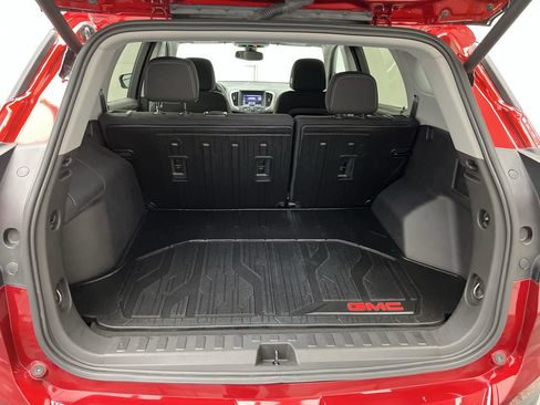 Certified 2024 GMC Terrain SLE w/ Driver Convenience Package image 28